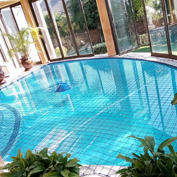 We supply Swimming Pool Safety Nets